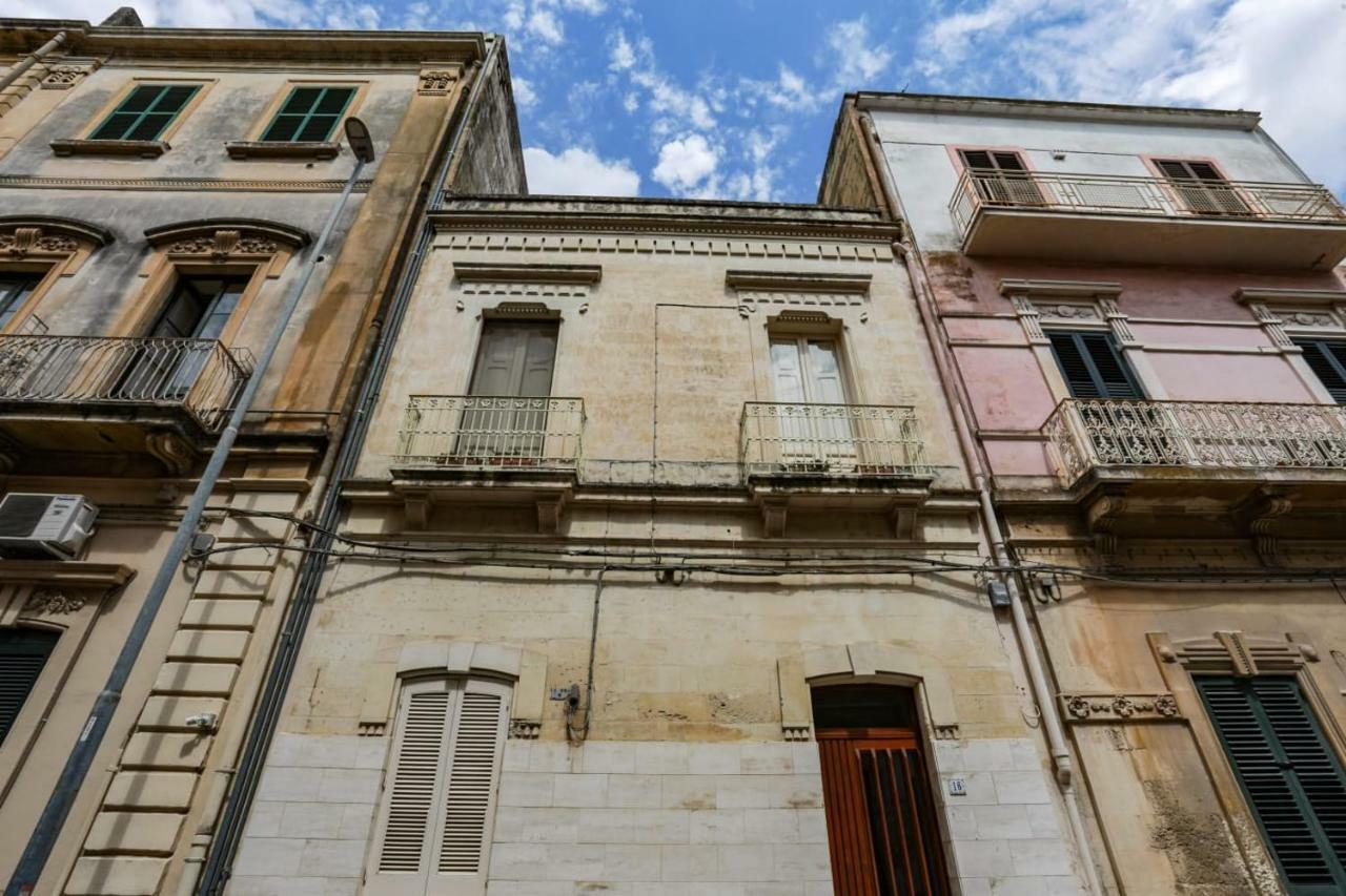 Palazzo Candido Suites & Apartments - Sit Apartment Lecce Eksteriør bilde